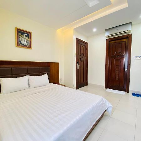 Binh Hung Hotel Хошимин Экстерьер фото