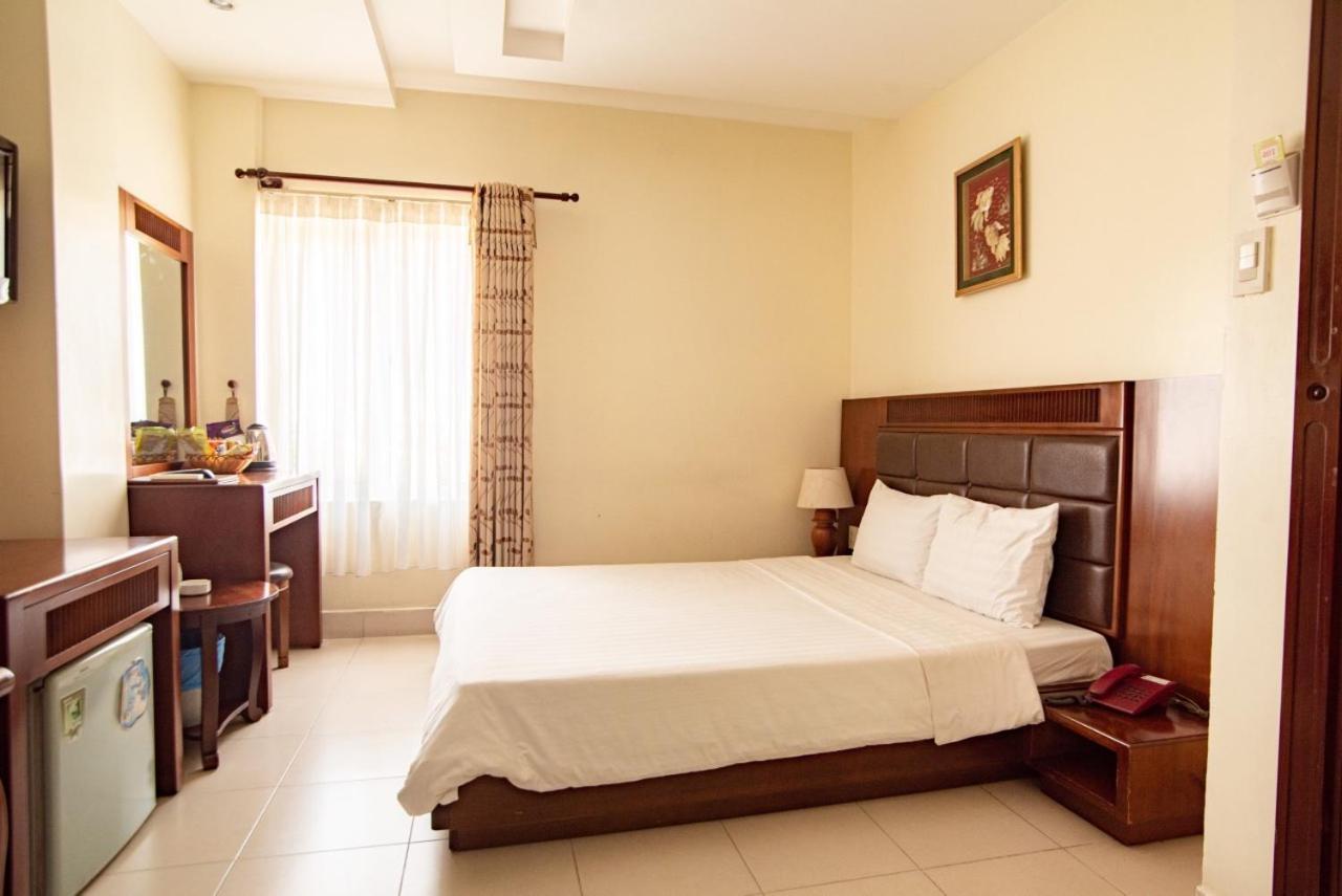 Binh Hung Hotel Хошимин Экстерьер фото
