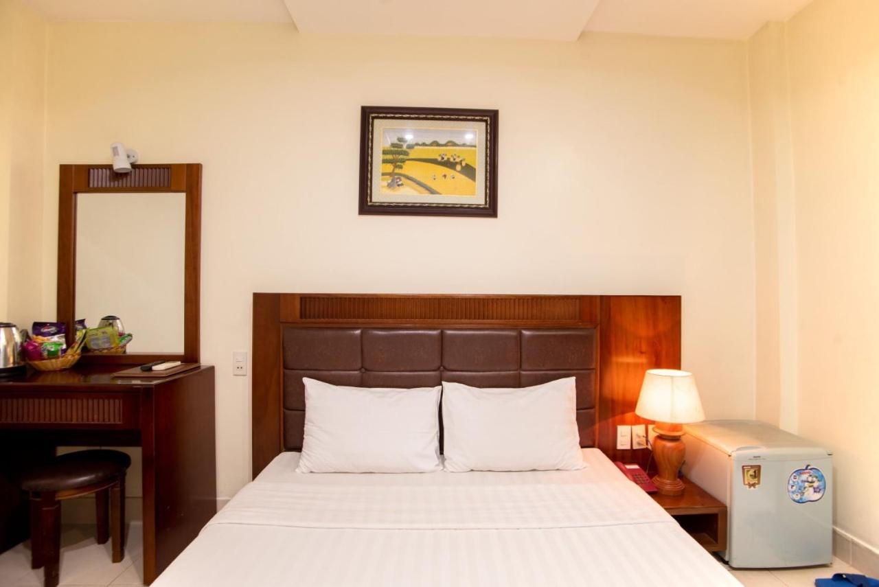 Binh Hung Hotel Хошимин Экстерьер фото