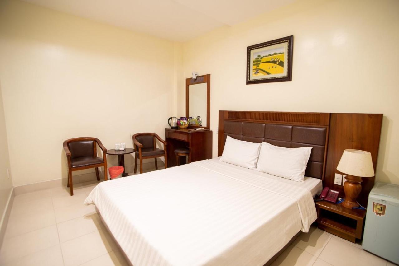 Binh Hung Hotel Хошимин Экстерьер фото